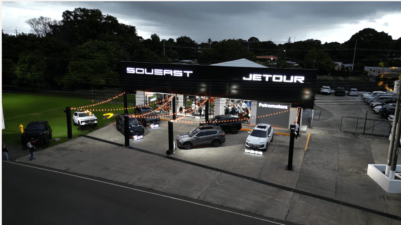 Inauguración Petromotors David